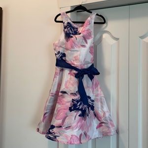 Zuni size 7 spring dress